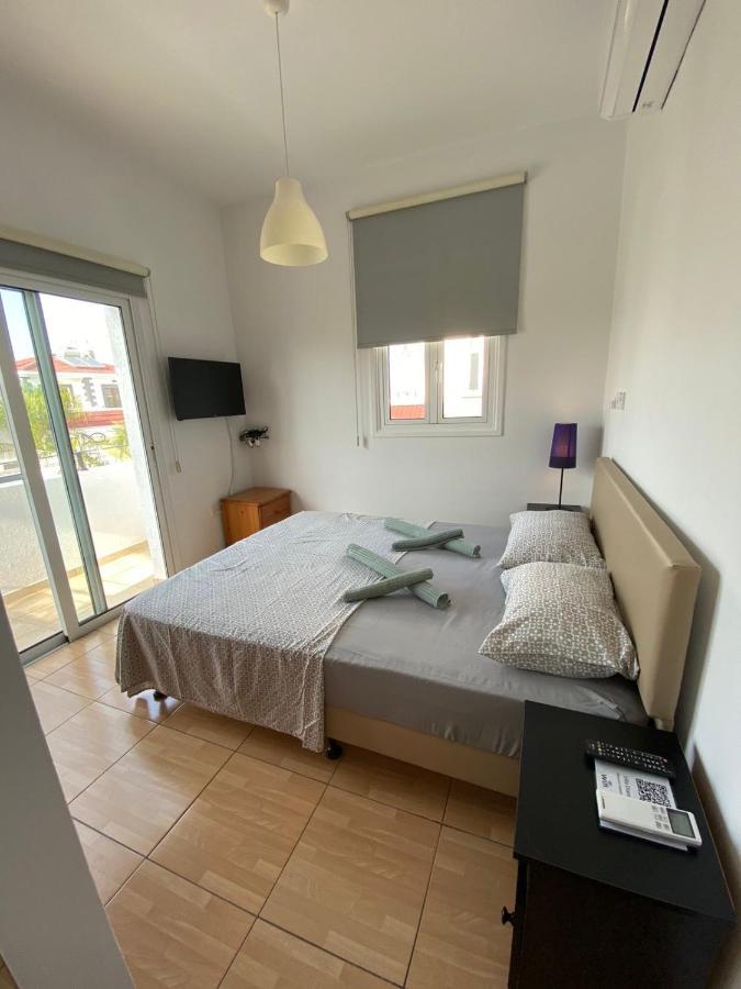 Villa Diana - 200 Meters From Kapparis, Fireman'S Beach Paralimni Exterior photo